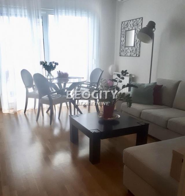 Novi Sad, Liman 3, Narodnog fronta, 2. 0, 56m2, 196000EUR