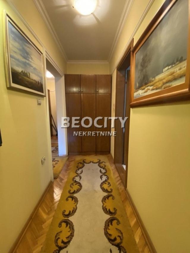 Novi Sad, Liman 4, Jožefa Marčoka, 3. 0, 97m2, 270000EUR