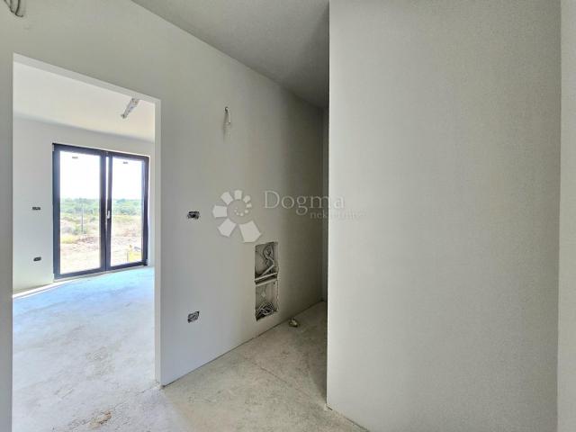 Umag, new construction, apartment 10 minutes from the sea