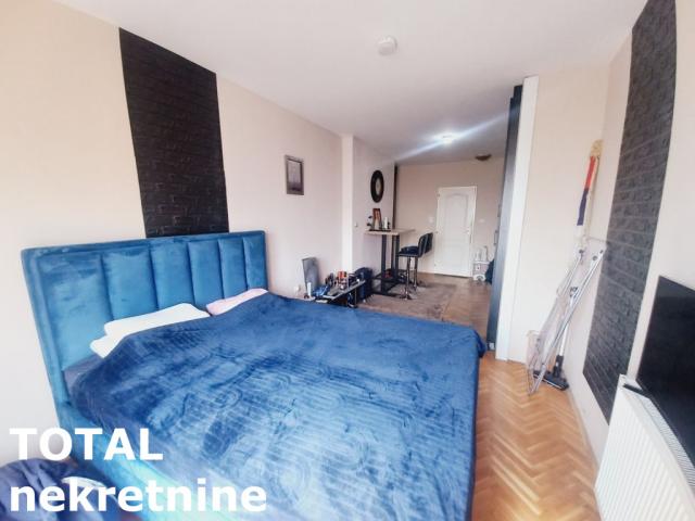 0. 5 Garsonjera NOVI SAD, 74160€