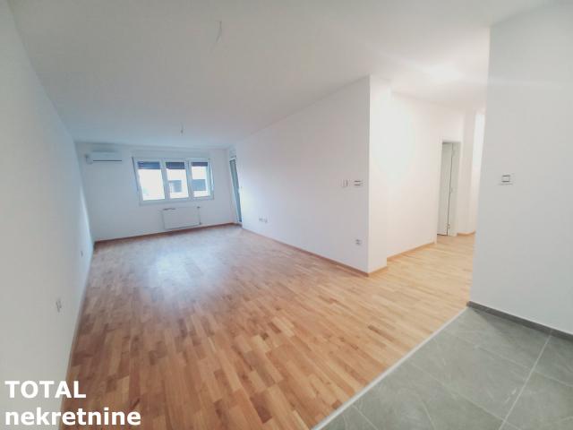 3 Trosoban stan NOVI SAD, 182870€