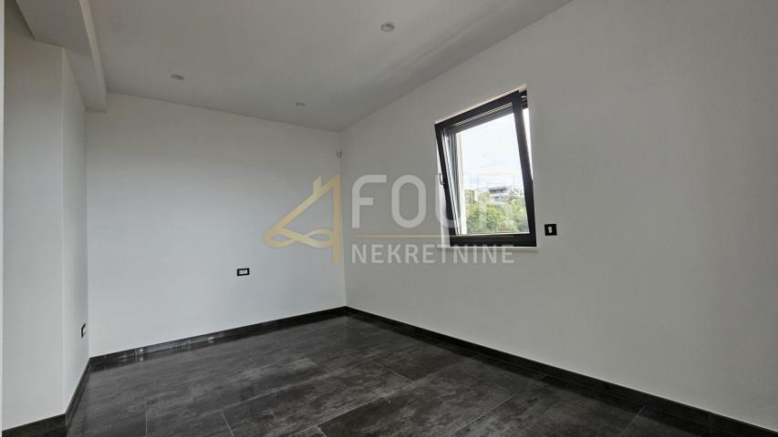 Wohnung Kostrena, 150m2