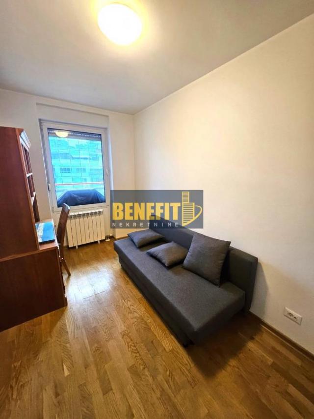 Lux 3. 0 stan od 91m2, Park Apartmani