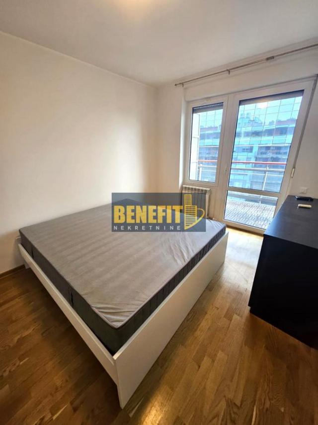 Lux 3. 0 stan od 91m2, Park Apartmani