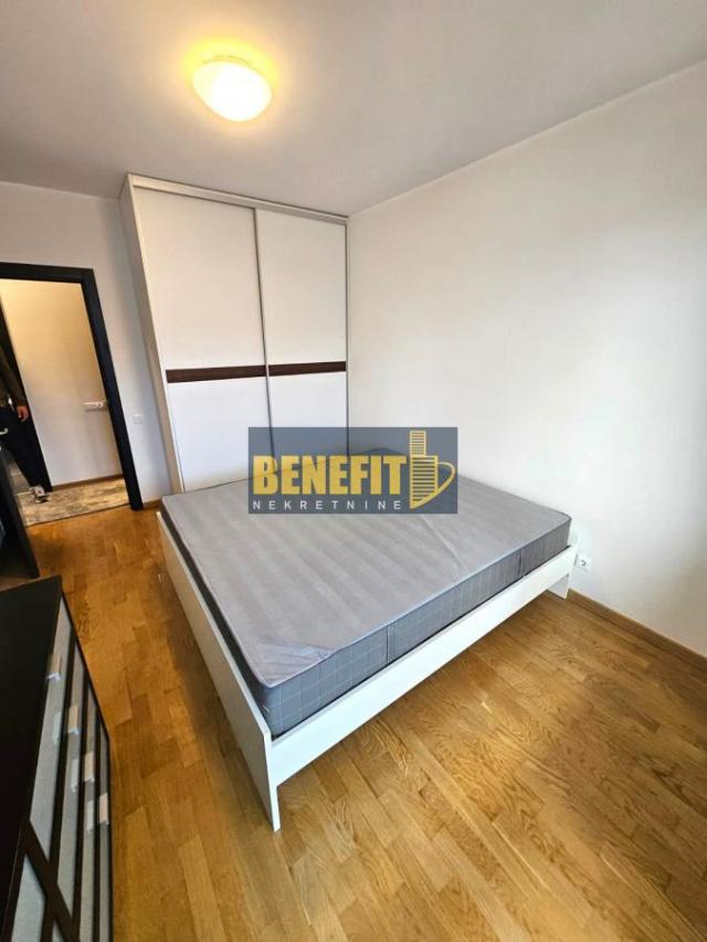 Lux 3. 0 stan od 91m2, Park Apartmani