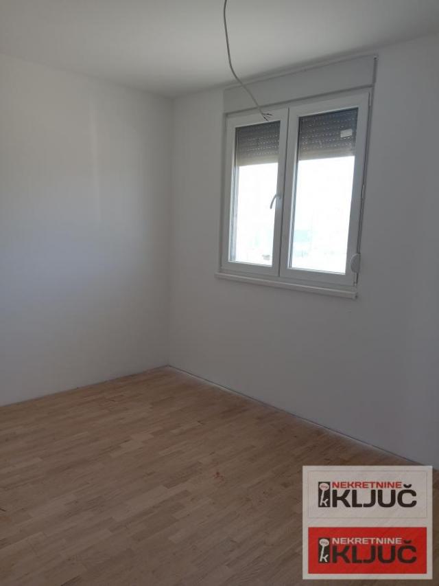 SREMSKA KAMENICA, 60m2, Trosoban, Novogradnja