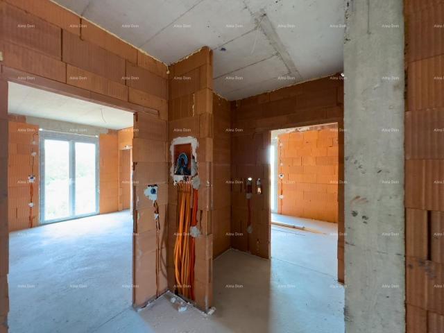 Wohnung Zum Verkauf steht eine Wohnung mit Meerblick, Peroj