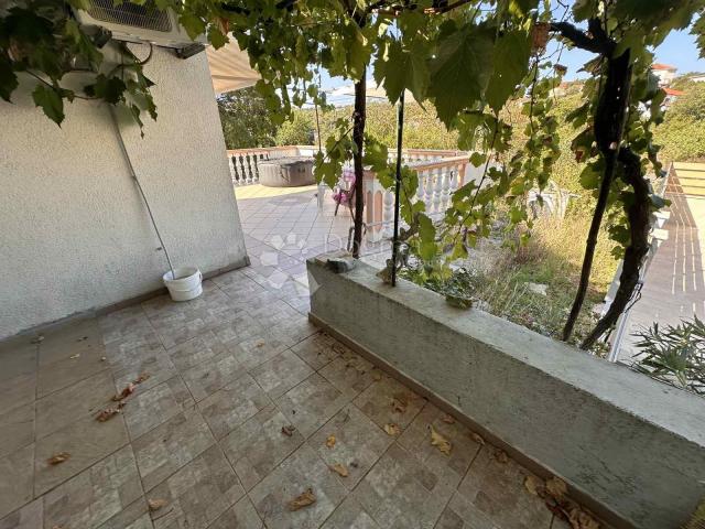 House Vrh, Krk, 169m2