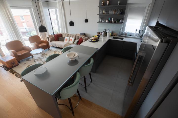 Zadar, Borik, luksuzan penthouse NKP 137, 26 m2 s terasama na TOP lokaciji!