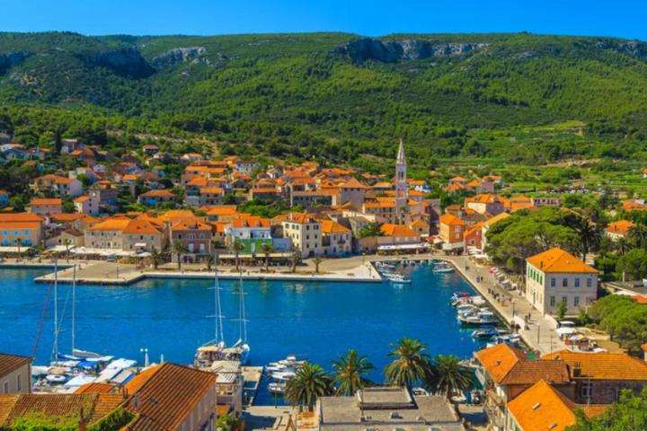 Hvar, Jelsa, Apartman – S2