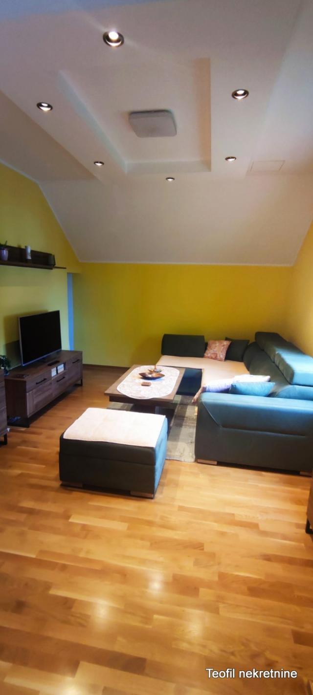 ZEMUN ZEMUN - ALTINA 215m2 , T , 335000e