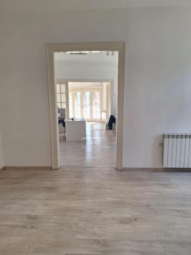 U samom centru grada PP, mereno 120m2 ID#8778