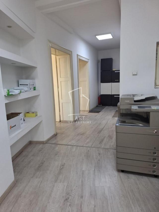 U samom centru grada PP, mereno 120m2 ID#8778