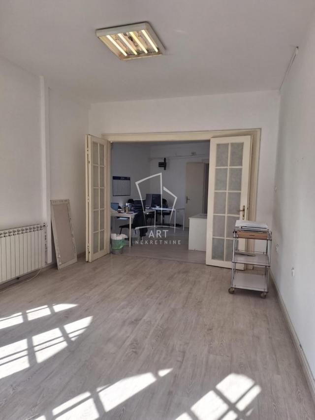 U samom centru grada PP, mereno 120m2 ID#8778