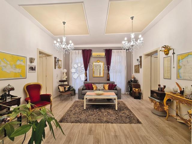 Flat Centar, Rijeka, 104m2