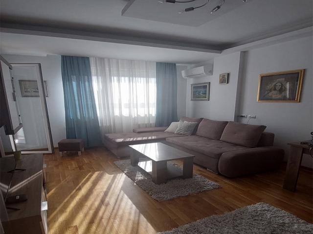 Prodajemo dvosoban stan 47m2, Jurija Gagarina, Blok 61