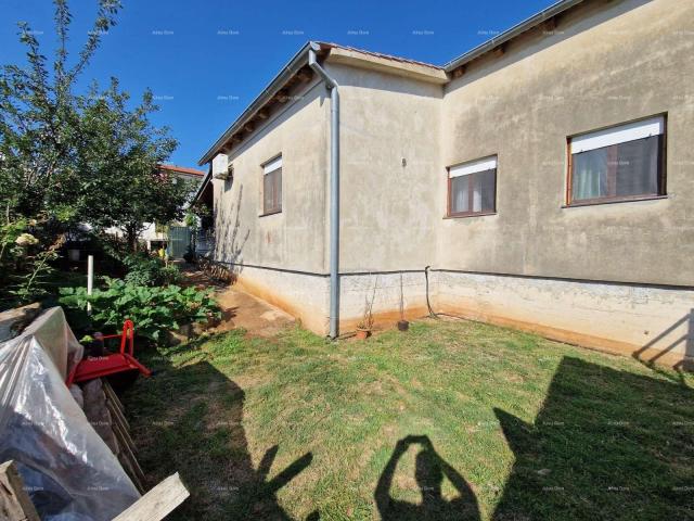 House Detached house with two apartments, 181 m2, Banjole for sale