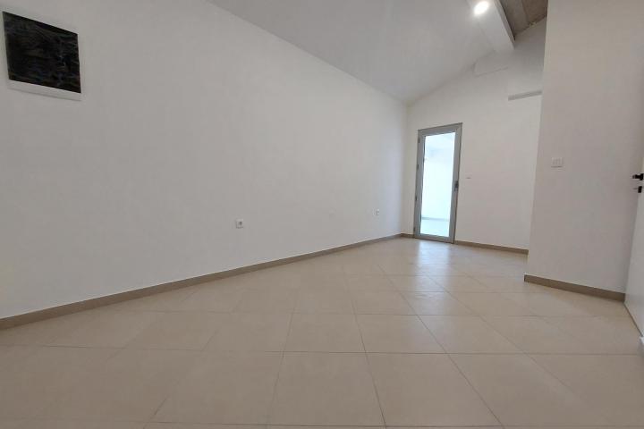 Istra, Pula, Veli Vrh, dvosoban stan NKP 63, 53 m2