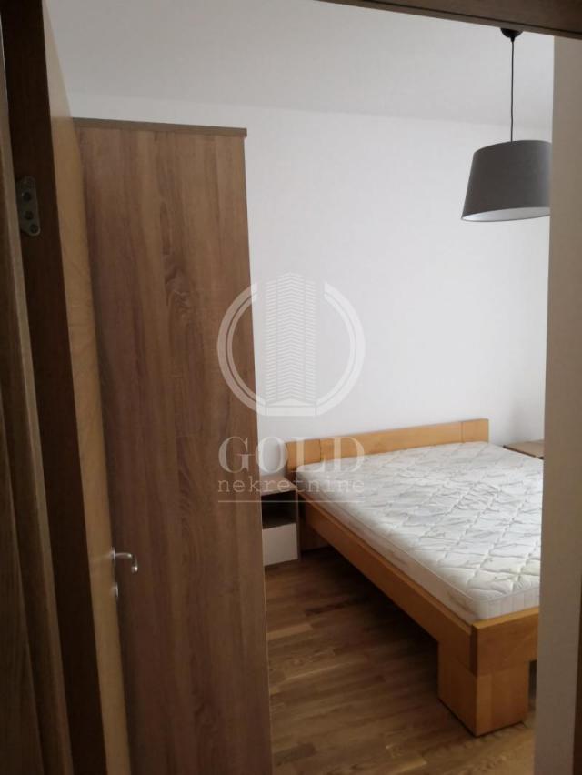 IZDAVANJE Stan 4. 0: Novi Sad, Bele njive, 90m2, 1200e ID#5068