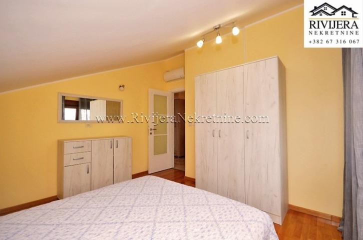 Two-bedroom apartment with sea view Zelenika Herceg Novi