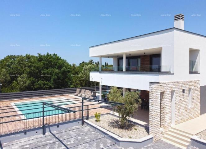 Haus Wunderschöne Villa mit Pool und Meerblick in der Nähe des Strandes