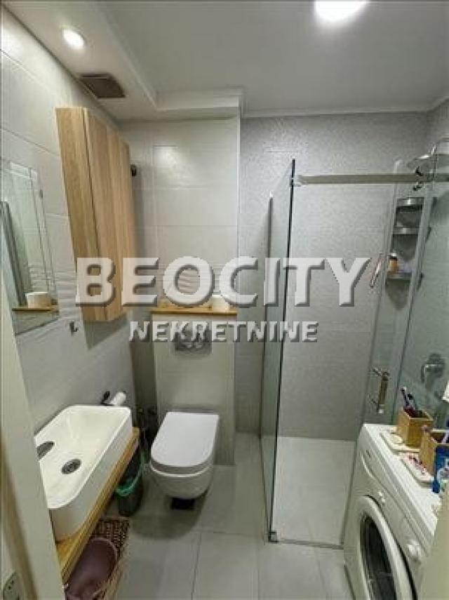 Novi Beograd, Blok 61, Dr Ivana Ribara, 3. 0, 84m2, 900EUR