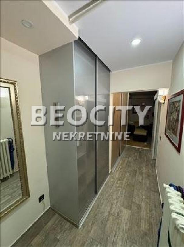 Novi Beograd, Blok 61, Dr Ivana Ribara, 3. 0, 84m2, 900EUR