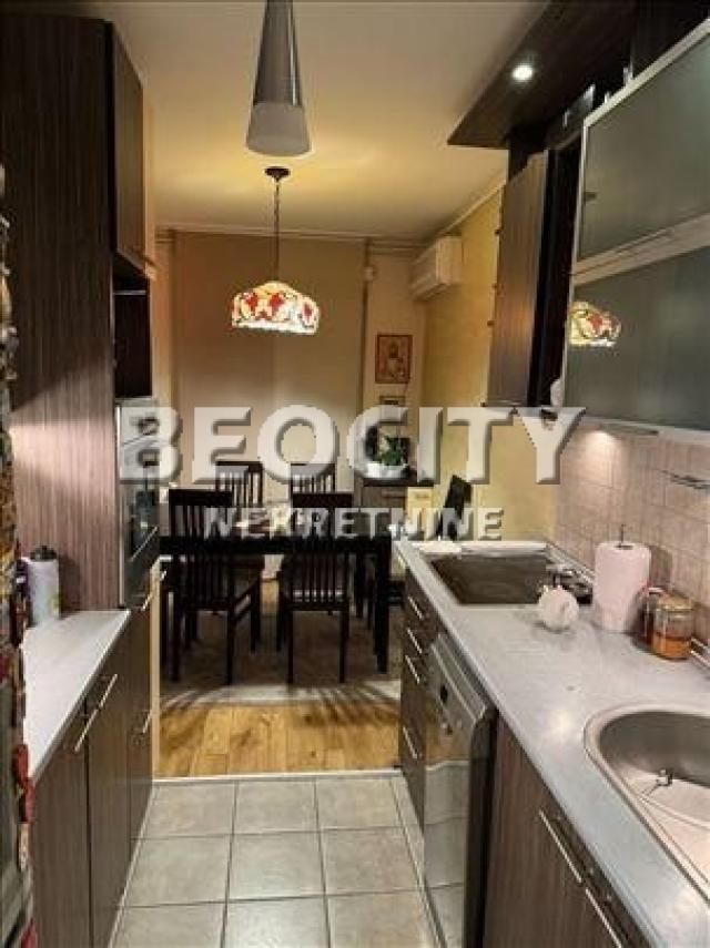 Novi Beograd, Blok 61, Dr Ivana Ribara, 3. 0, 84m2, 900EUR