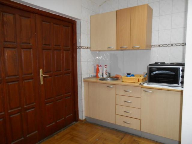 Poslovni prostor, Ledine, 250 m2