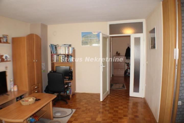 Novo Naselje-Odličan dvosoban stan 66 m2- tel. 065/3858-888