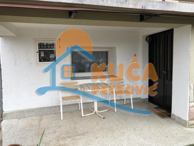 Kuća na Bubnju 272m2, 9, 4 ari placa