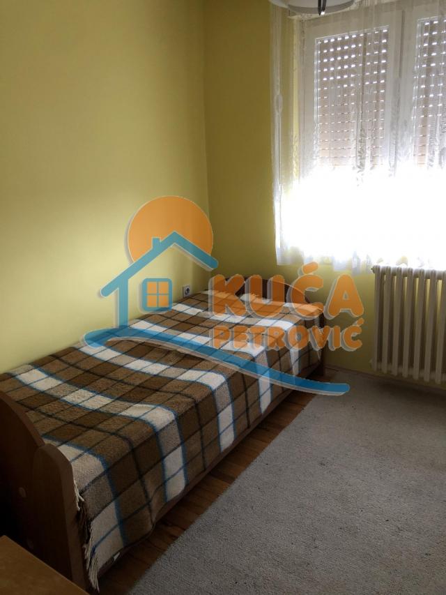 Kuća na Bubnju 272m2, 9, 4 ari placa