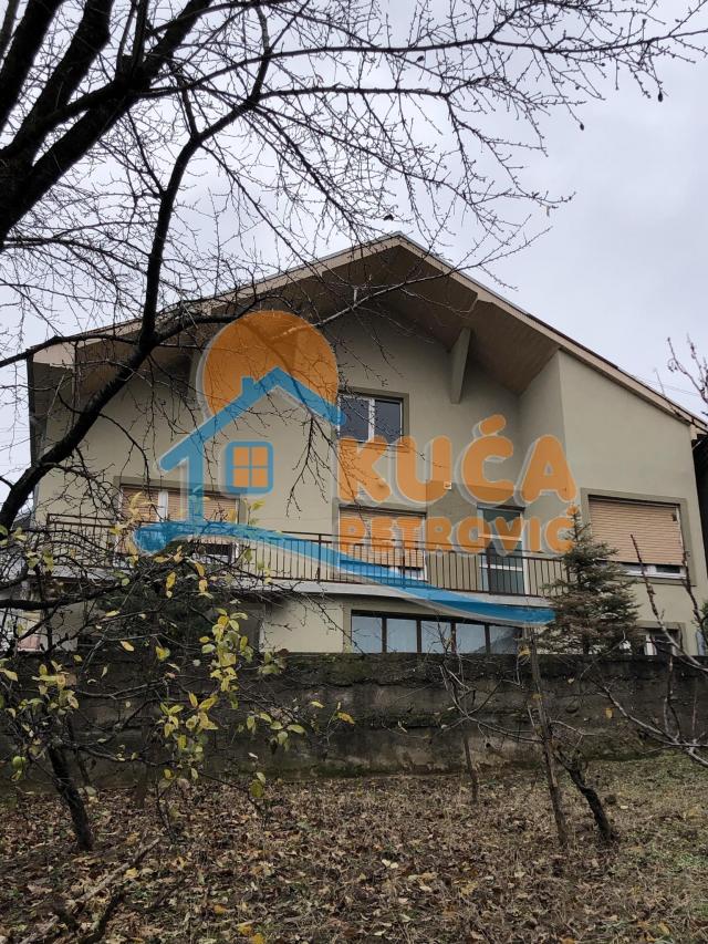 Kuća na Bubnju 272m2, 9, 4 ari placa