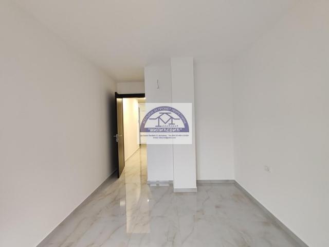 Prodaja, Stan, 60m2 , Centar