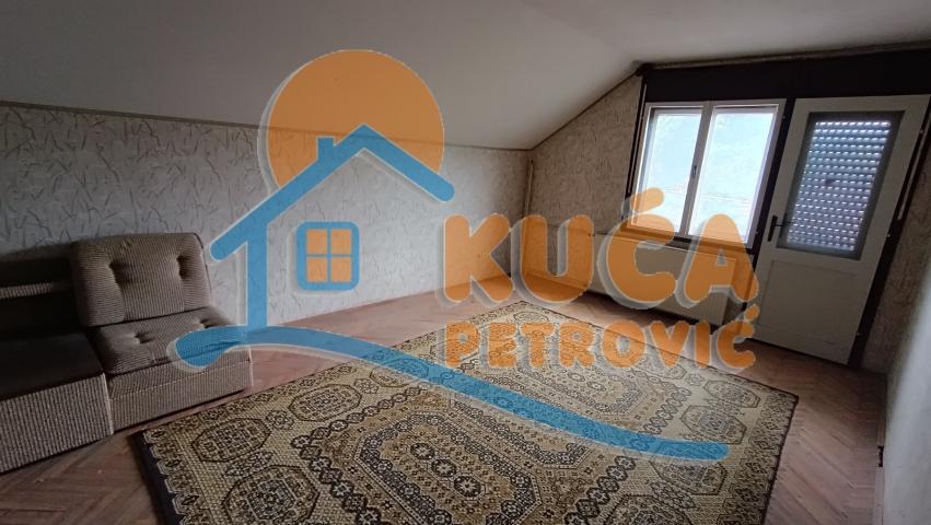 Kuća 268m2, Vlasotince, plac 4. 24a