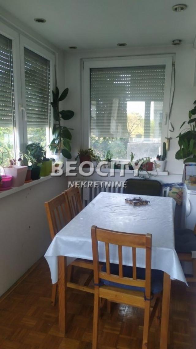 Novi Sad, Socijalno, Braće Jovandić, 3. 0, 68m2, 500EUR