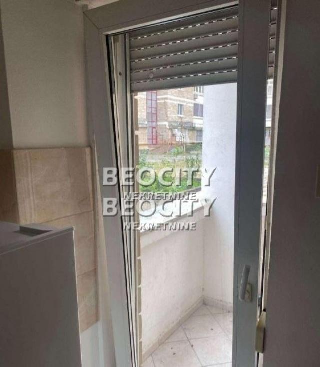 Novi Sad, Centar, Radnička, 1. 5, 42m2, 400EUR