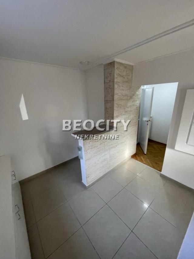 Novi Beograd, Bežanijska kosa 1, Stojana Aralice, 5. 0, 220m2, 2200EUR