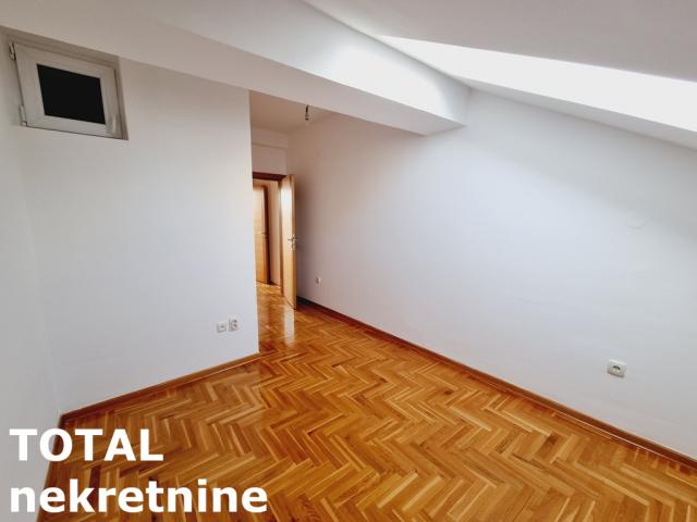 3. 5 Troiposoban stan NOVI SAD, 158600€