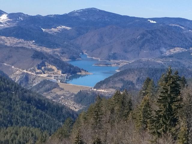 TARA planina plac sa izvorom 70a