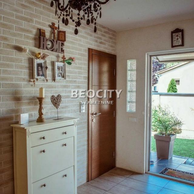 Novi Sad, Veternik, , 4. 0, 100m2, 1300EUR Pet friendly