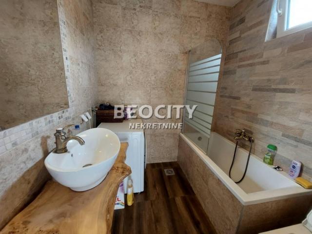 Novi Sad, Veternik, , 4. 0, 100m2, 1300EUR Pet friendly