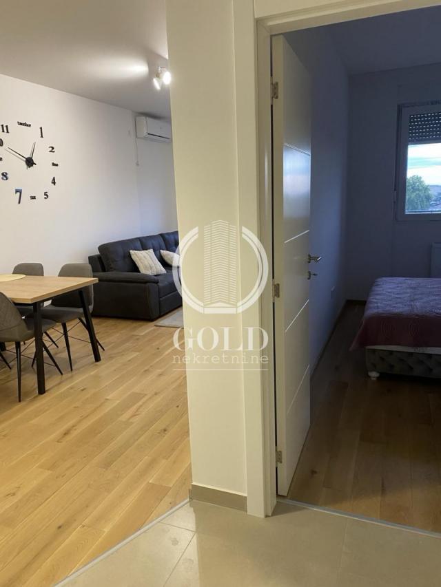 IZDAVANJE Stan 1. 5: NOVI SAD-Novi Sad-Podbara, Temerinska, 41. 00m2, 550 eur ID#7920