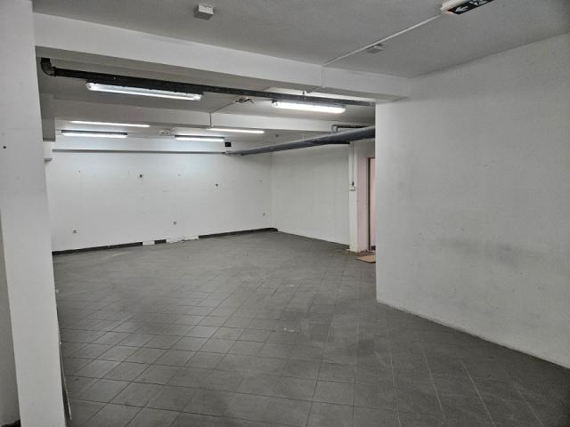 CUKARICA FILMSKI GRAD 270m2 , 3800e