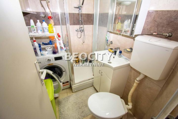 Rakovica, Resnik, Jelezovačka, 3. 0, 67m2, 98000EUR