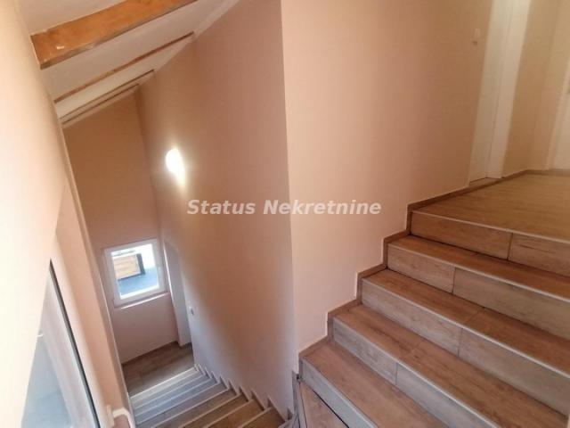 Sremska kamenica-Uknjižena kuća 90 m2 sa Pogledom za Uživanje na Top Lokaciji-065/385 8880