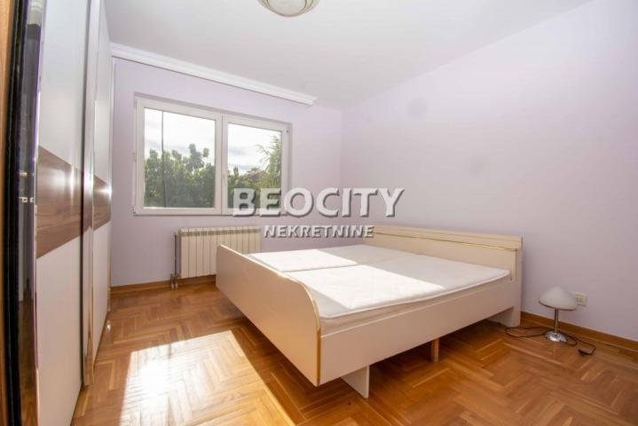 Zemun, Donji grad, Radoja Dakića, 5. 0, 300m2, 1500000EUR