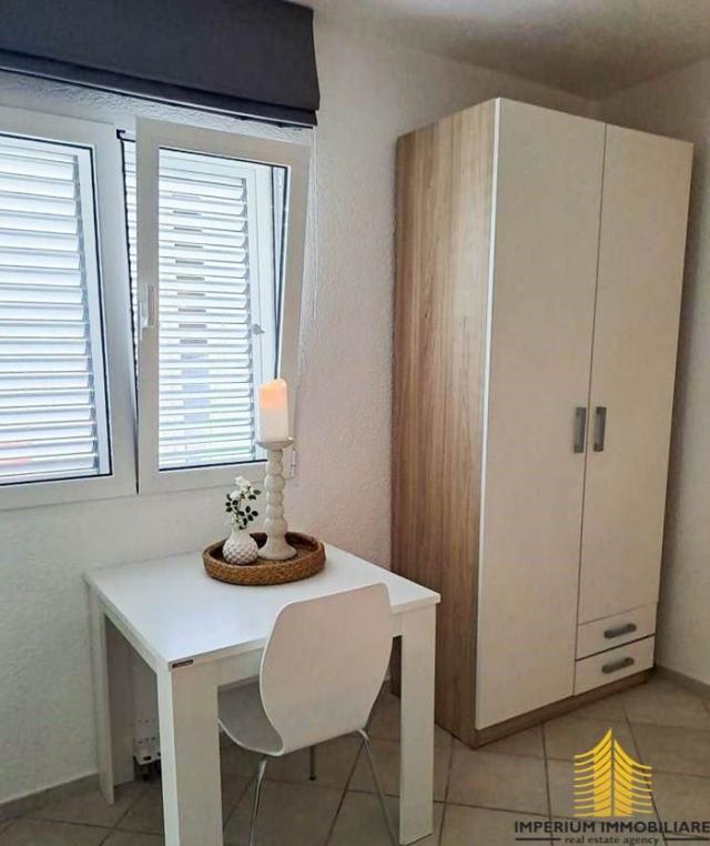 Apartmanska kuća na Čiovu - Blizina mora!