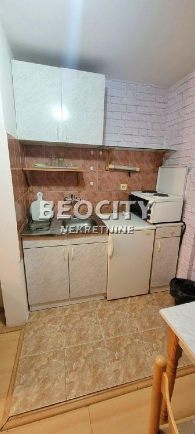 Novi Sad, Novo Naselje, Seljačkih buna, 0. 5, 22m2, 52000EUR