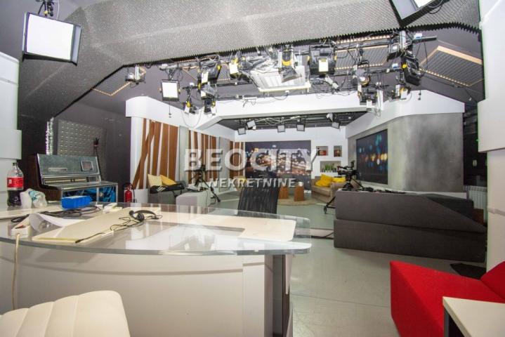 Novi Beograd, Bežanijska kosa 1, Partizanske avijacije, 6. 0, 205m2, 510000EUR